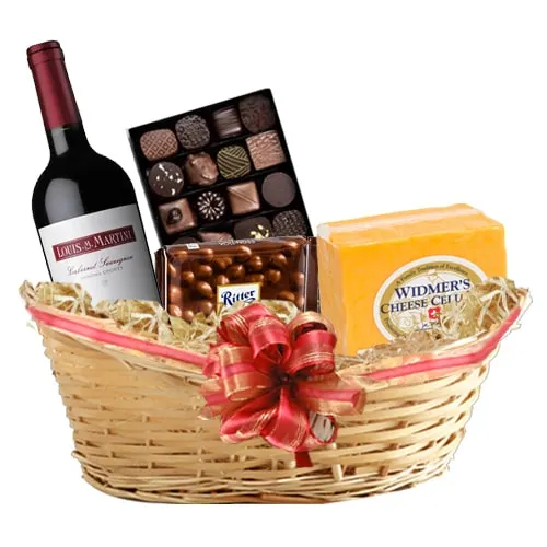 Gift Basket Filled With Sweet Recollections